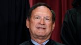 Abcarian: Samuel Alito's ethical lapse isn't the Supreme Court's first. This is why it's different