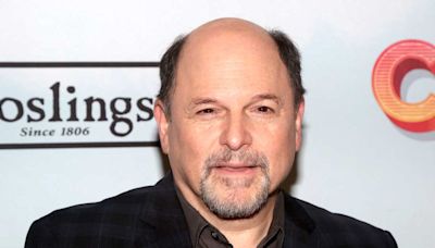 'Seinfeld's Jason Alexander Looks Nearly Unrecognizable While Spotted on Casual Outing