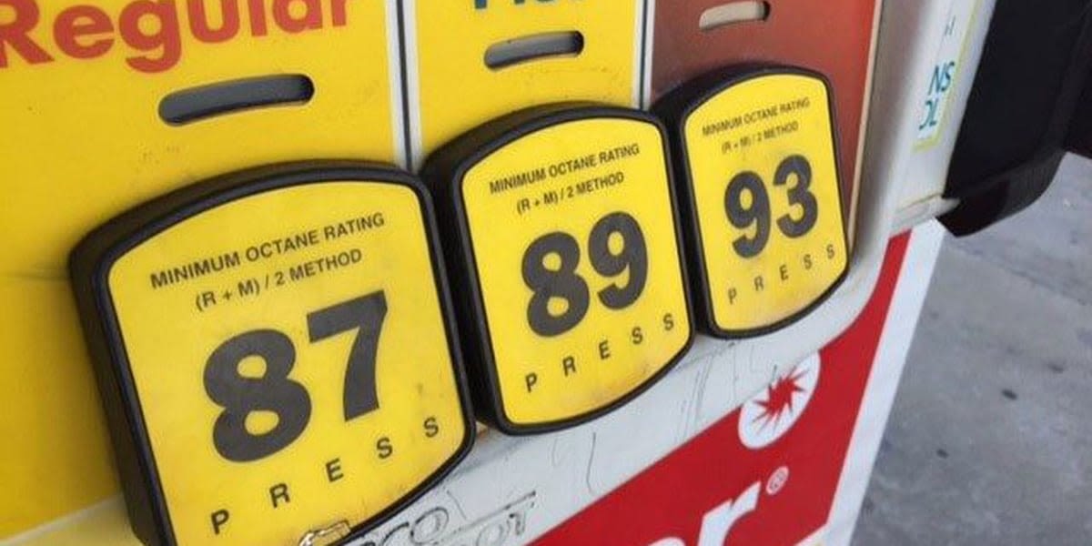 Gas prices holding nearly steady as Memorial Day holiday nears