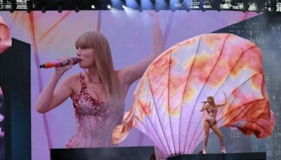 Taylor Swift receives gift from ‘Irish fan club’ U2 as Eras Tour lands in Dublin