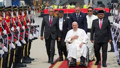 Pope Francis departs Indonesia for Papua New Guinea, stop two of 12-day trip