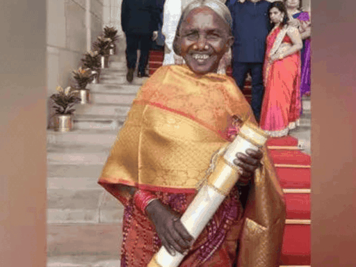 Padma Shri Awardee Kamala Pujari passes away at 74 | India News - Times of India