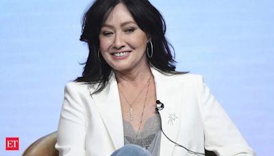 'Beverly Hills, 90210' star Shannen Doherty’s doctor shares her final moments. Everything you may like to know - The Economic Times