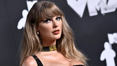 Taylor Swift, Post Malone win first award at the MTV Video Music Awards. Will she make history?