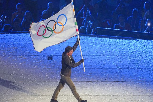 Tom Cruise brings death-defying stunts to Olympics Closing Ceremony in Paris — and Hollywood