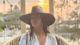 Camila Morrone deslumbró a todos desde Jamaica con sus looks: microbikini, túnica de encaje y sombrero cowboy