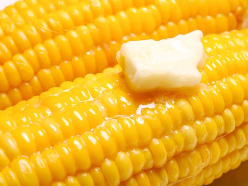 5 Food Editors Agree—This Is the Best Way To Cook Corn on the Cob