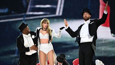 Travis Kelce reveals his No. 1 rule on stage with Taylor Swift: ‘Do not drop the baby’