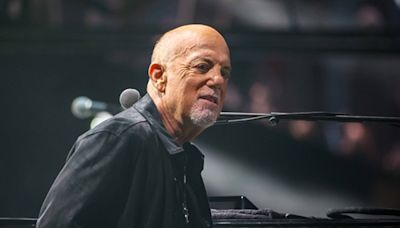 Concert Review and Photos: Billy Joel and Rod Stewart Revisit the Soundtrack of Our Lives at Cleveland Browns Stadium