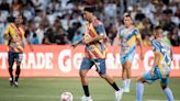Ronaldinho debuta con victoria en la Liga Monumental de Venezuela