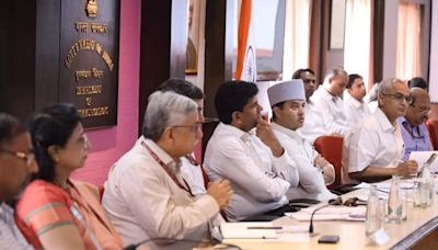 Jyotiraditya Scindia chairs first advisory meeting with satcom stakeholders - ET Telecom | Satcom