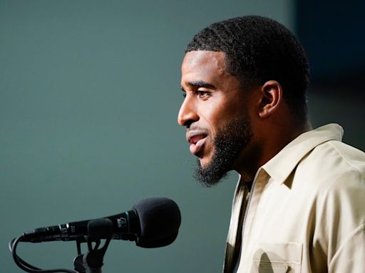 Bobby Wagner teaching Commanders winning ways through lessons learned: 'Share your scars'