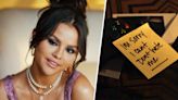 Selena Gomez re-creates the famous ‘Sex and the City’ Post-it note breakup in her latest music video