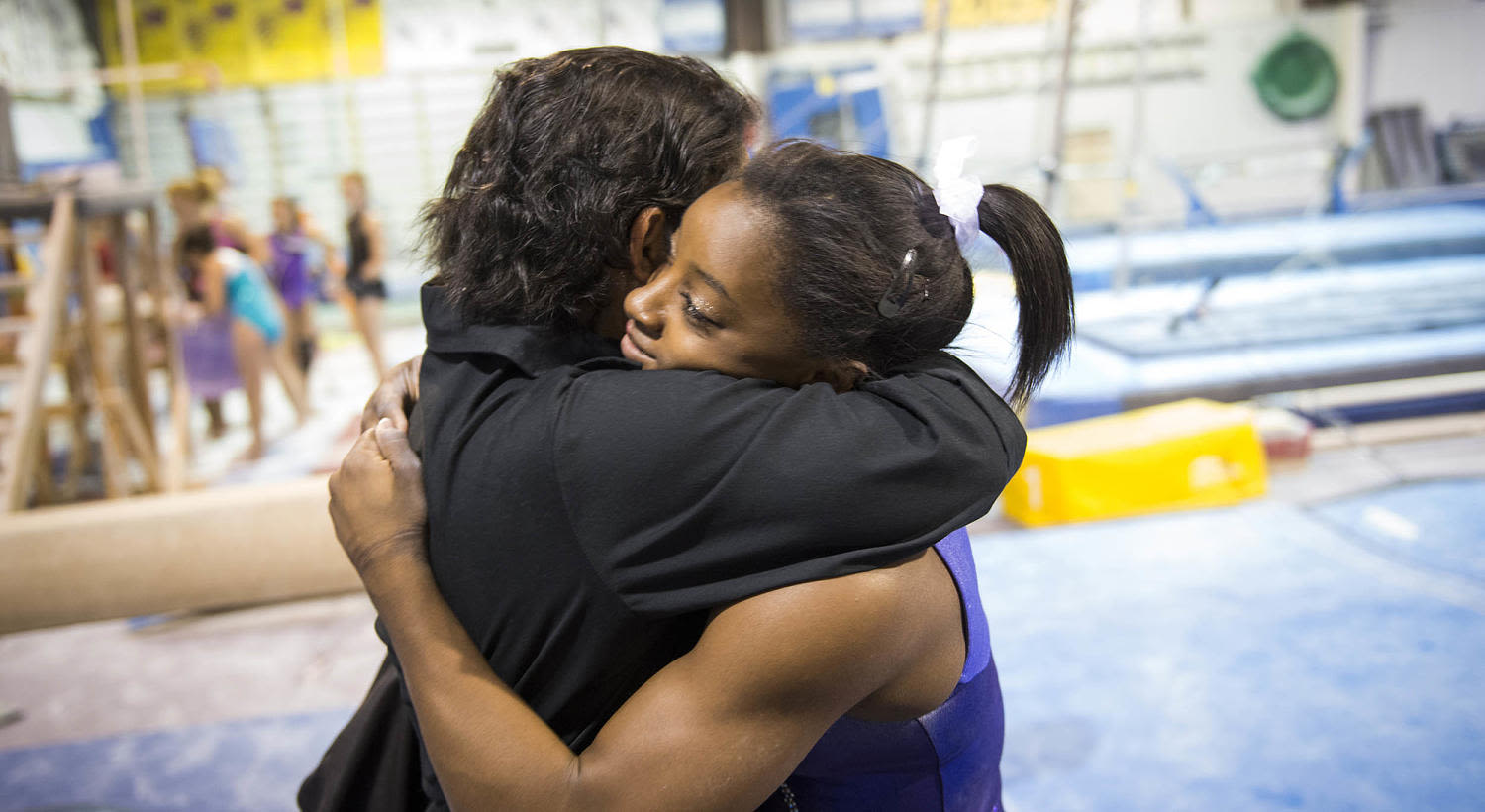 Simone Biles’ mom calls USA gymnasts ‘epic’ as they lead Olympic qualifying events