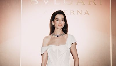 Anne Hathaway's Best Red Carpet Fashion: Photos