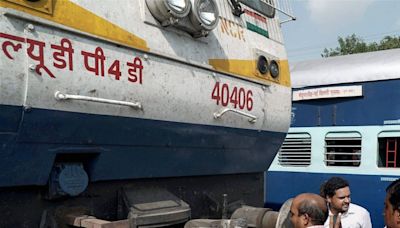 Railway Staffer Dies While Coupling Long-distance Train At Mumbai CSMT - News18