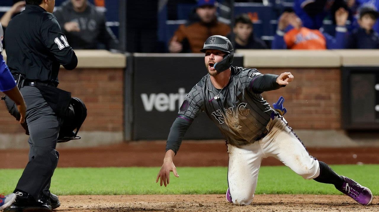 Alonso called out on close play at plate to end Mets' loss to Cubs
