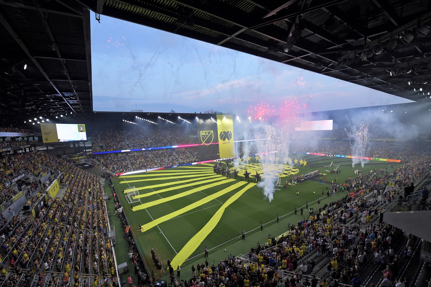 Missing Messi doesn't damper Columbus Crew crowd at MLS All-Star Game - Soccer America