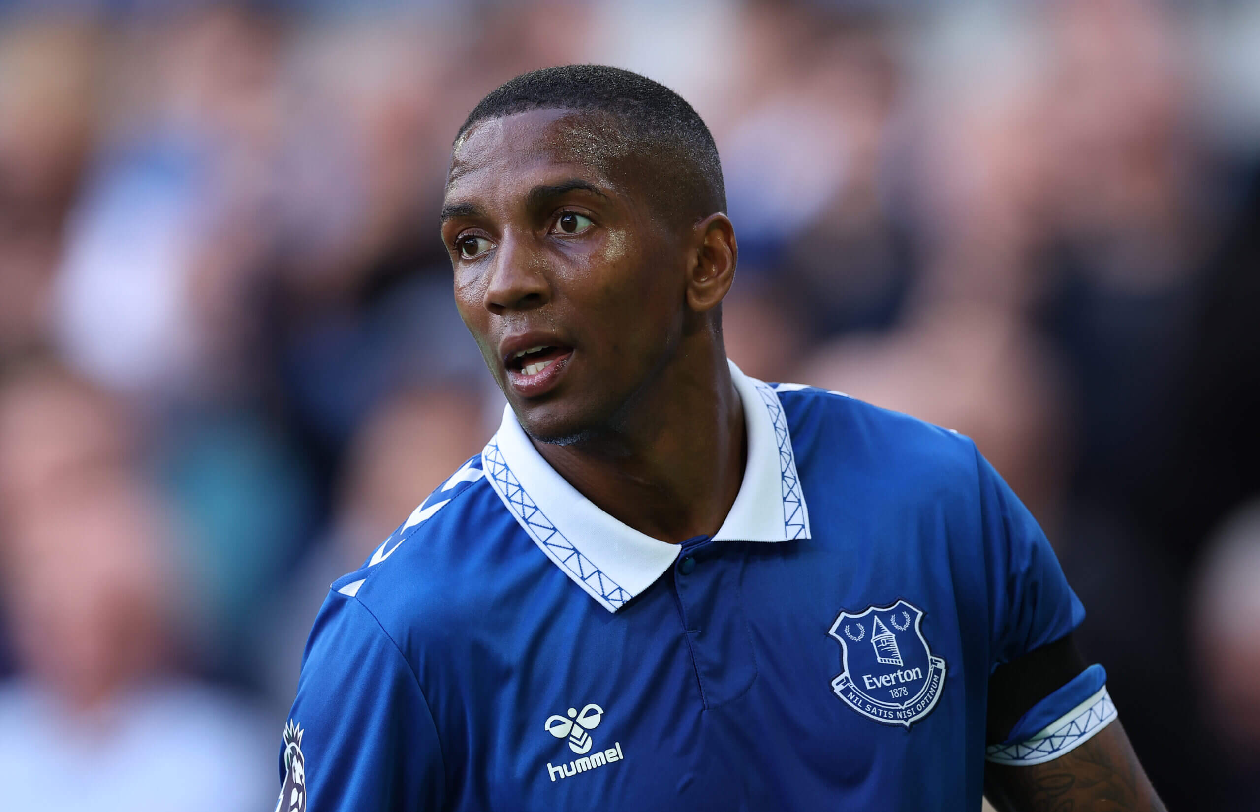 Everton's Young wants 'to play as long as possible' amid new contract offer