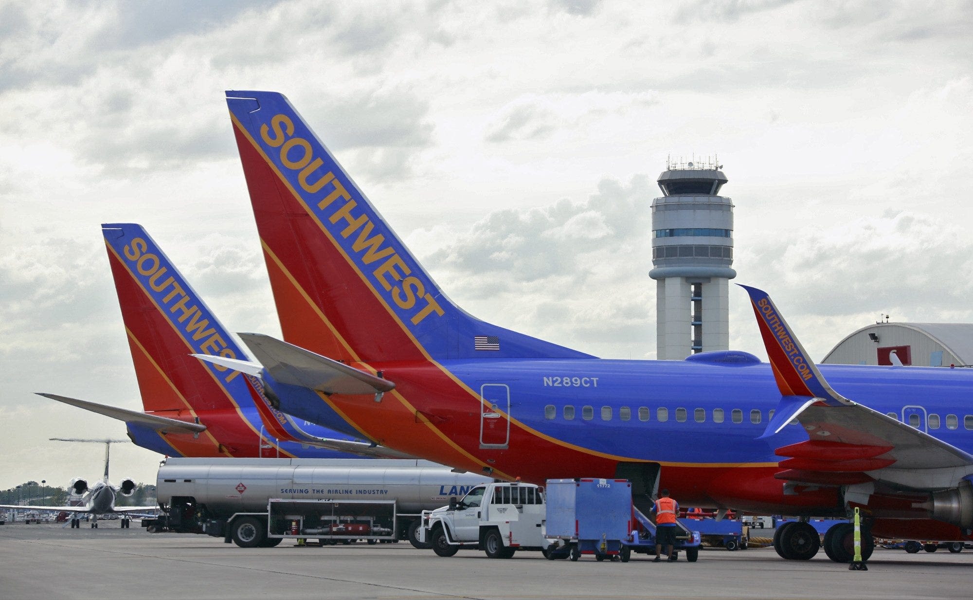 FAA investigating a Southwest airlines Columbus to Tampa flight that dropped to 150 feet