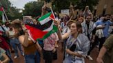 Massive pro-Palestine protest takes place at UNT. Here’s what happened