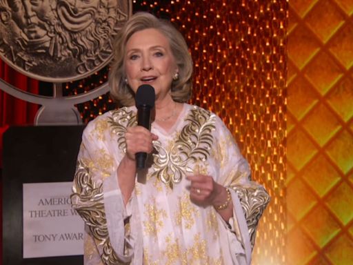 Hillary Clinton Gets Standing Ovation At Tony Awards & Delivers Message “On How Important It Is To Vote”