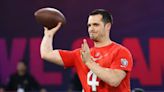 Derek Carr plays his last game as a Raider at the Pro Bowl in Las Vegas