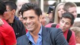 La historia de John Stamos con las gemelas Olsen: del odio al amor, y la tensión actual