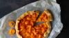 Tarte aux abricots : comment éviter que le jus des fruits ne détrempe la pâte ?