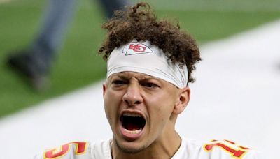 Patrick Mahomes leads controversial list of Top 10 NFL quarterbacks chosen by coaches and executives