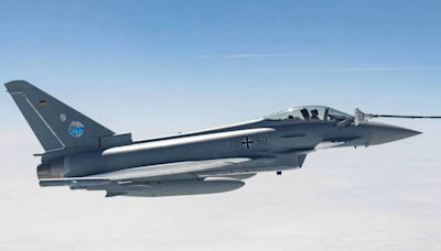 10小時31分鐘！德3架颱風戰機創紀錄長途飛行 私人加油機建功 - 自由軍武頻道