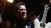 Chris Isaak deslumbra con sus canciones en un abarrotado Bilbao BBK Music Legends