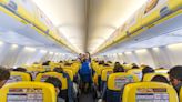 A Ryanair le da igual maltratar a sus clientes porque sabe que volarán con ellos igualmente