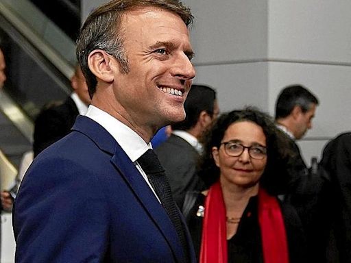 Macron, diana de todas las críticas y la izquierda sigue su debate interno