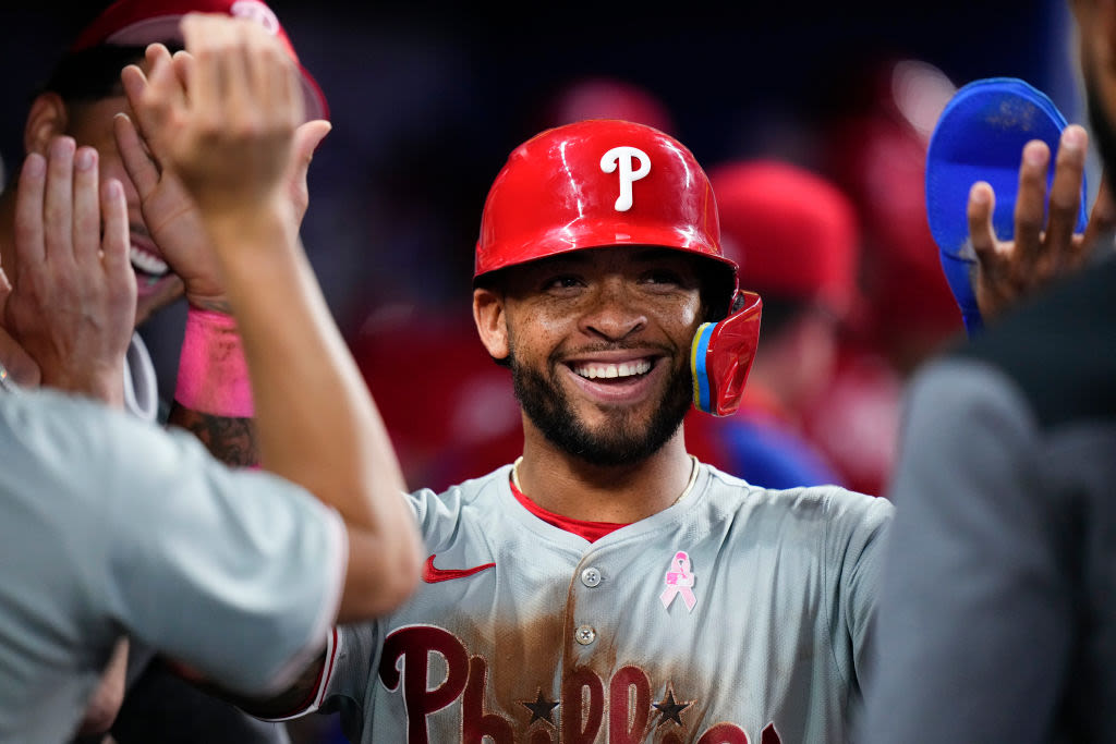 Phillies explode in 9th inning to avenge Friday's late loss at Coors