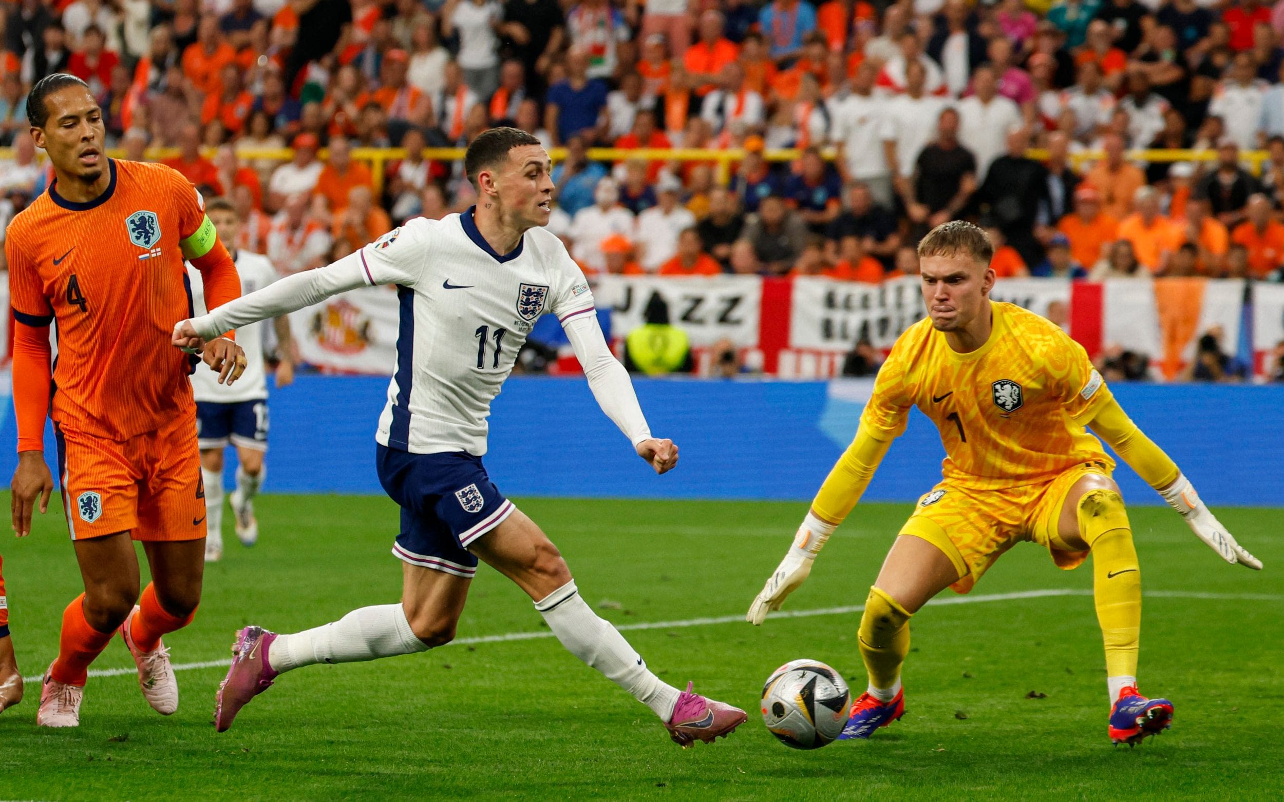 Phil Foden proves he can do it for England in scintilating first-half performance