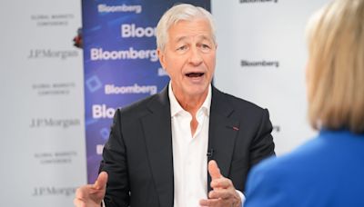 Jamie Dimon is so over spectators questioning whether his possible move from CEO to chairman would be bad for JPMorgan