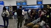 Paro de Aerolíneas Argentinas: fastidio y enojo de los pasajeros en Aeroparque