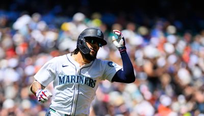 Seattle Mariners' JP Crawford Excels When Bases are Loaded