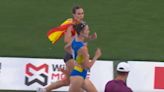 Laura García-Caro pierde el bronce europeo de forma dramática en el último metro mientras celebraba la medalla