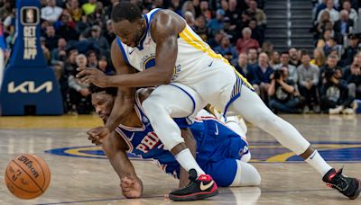 Draymond reacts to Embiid's higher flagrant foul total in half the games