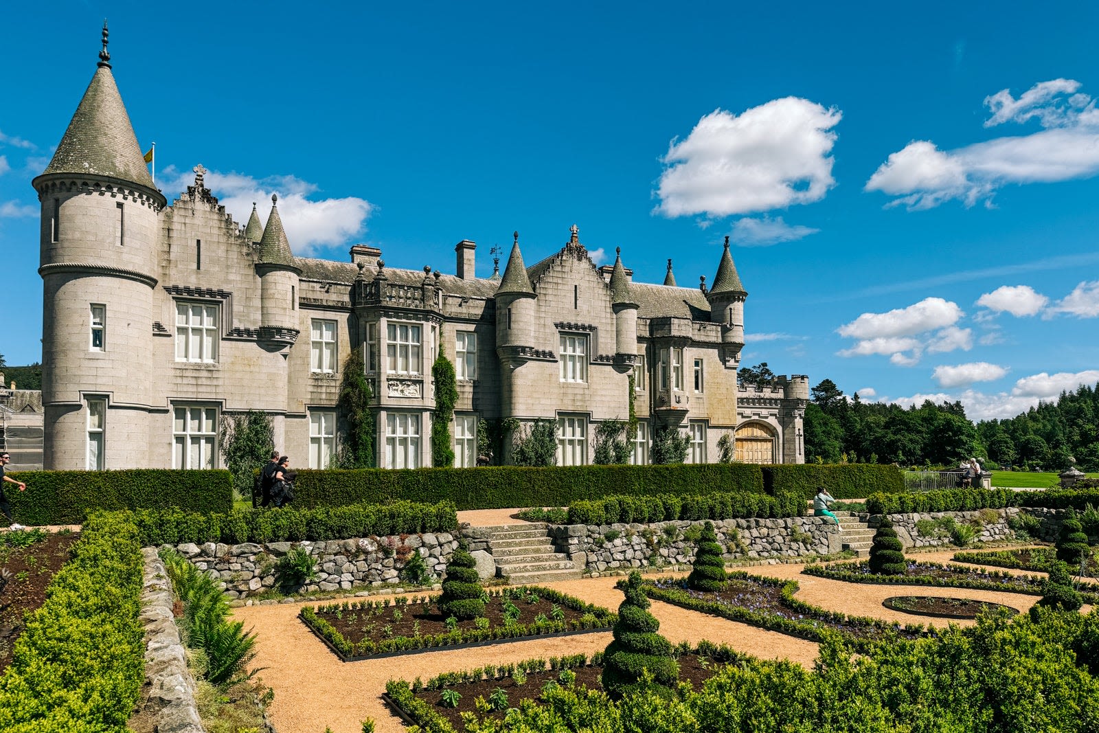 Here's how you can visit Balmoral Castle - The Points Guy