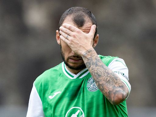 Adam Le Fondre claims Hibs chiefs BLANKED him after issuing contract ultimatum