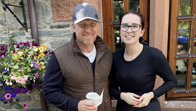 Trainspotting star makes surprise visit to Loch Lomond restaurant leaving staff 'fangirling'