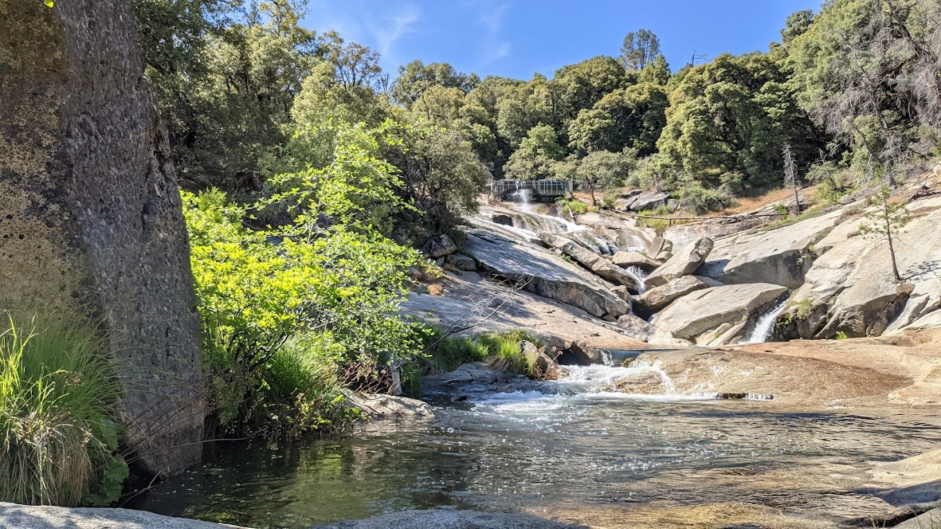 Two bodies pulled from waterfall near Yosemite