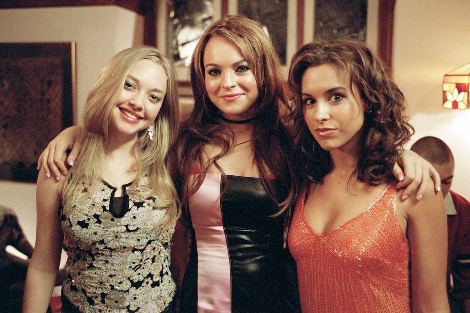 10 Rarely Seen Photos from the Making of 'Mean Girls,' from Lindsay and Lizzy to the Iconic Mall Scene