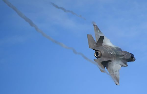 An F-35B test plane crashed into a New Mexico hillside while flying from a Lockheed Martin facility to a US airbase