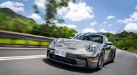 收放之間，Porsche 911 GT3 with Touring Package 重新解構旅行的意義