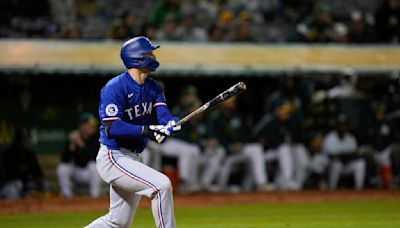 Corey Seager hits a 3-run homer in the 8th inning to rally the Rangers past the A's 4-2