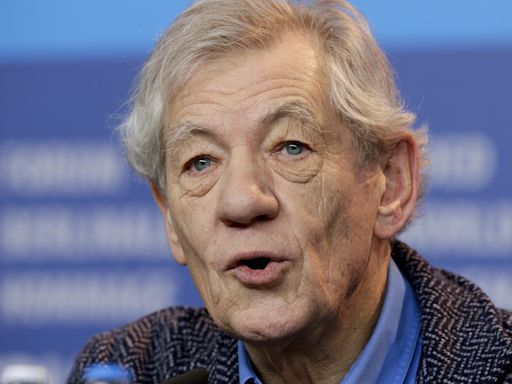 Ian McKellen withdraws from tour of his play to 'protect my recovery' after fall from stage